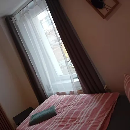 Stellas Monteurwohnung 아파트 크림미트샤우